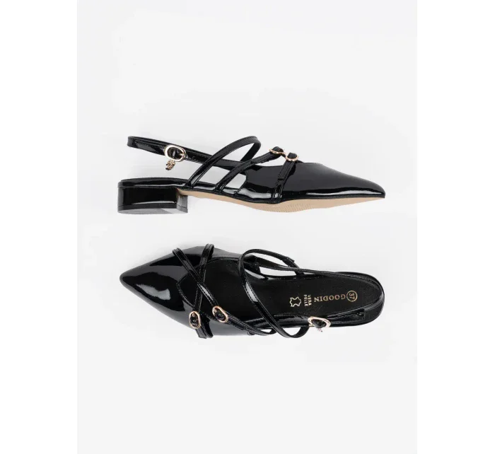 Praktické  lodičky černé dámské Obcas