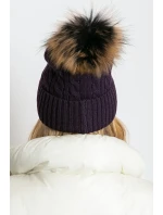 Čepice model 208254 AT Čepice model 208254 AT