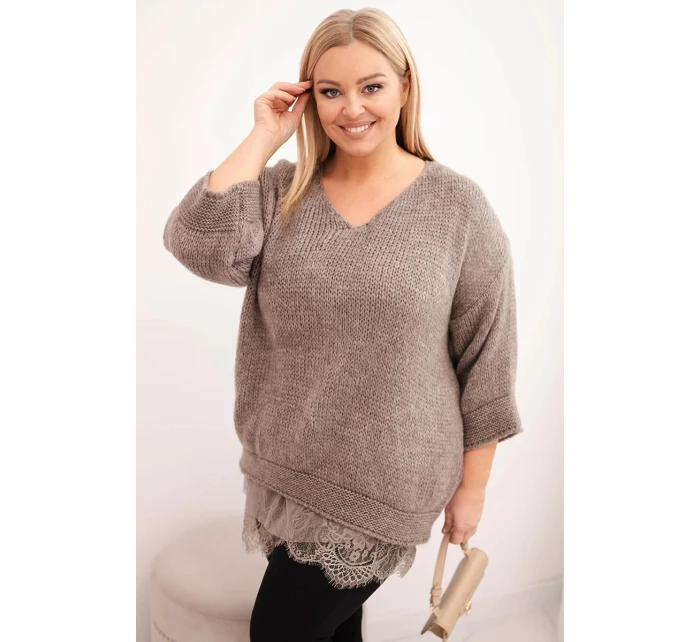 Dámská souprava svetr s V výstřihem a viskózová blůza s krajkovým spodkem fango Dámská souprava svetr s V výstřihem a viskózová blůza s krajkovým spodkem fango