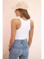 Dámská model 21217845 blůza s výstřihem a ozdobnou sponou bílá - K-Fashion