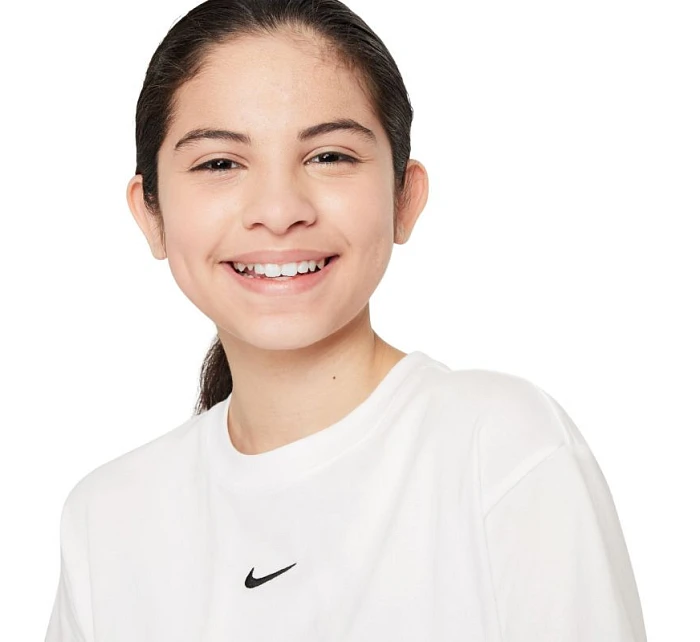 Dětské tričko Nike Sportswear bílé FZ5559 100 Dětské tričko Nike Sportswear bílé FZ5559 100