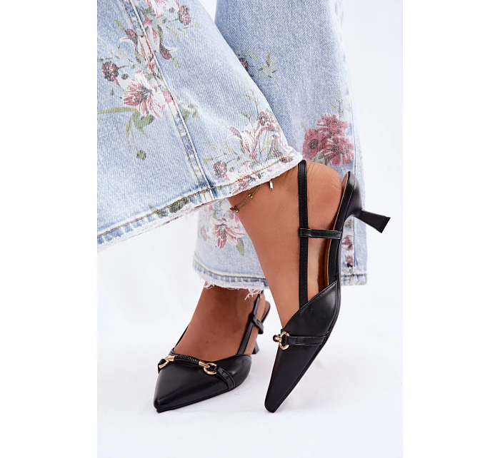 Dámské sandály na podpatku s  Černé model 22122544 - Boto