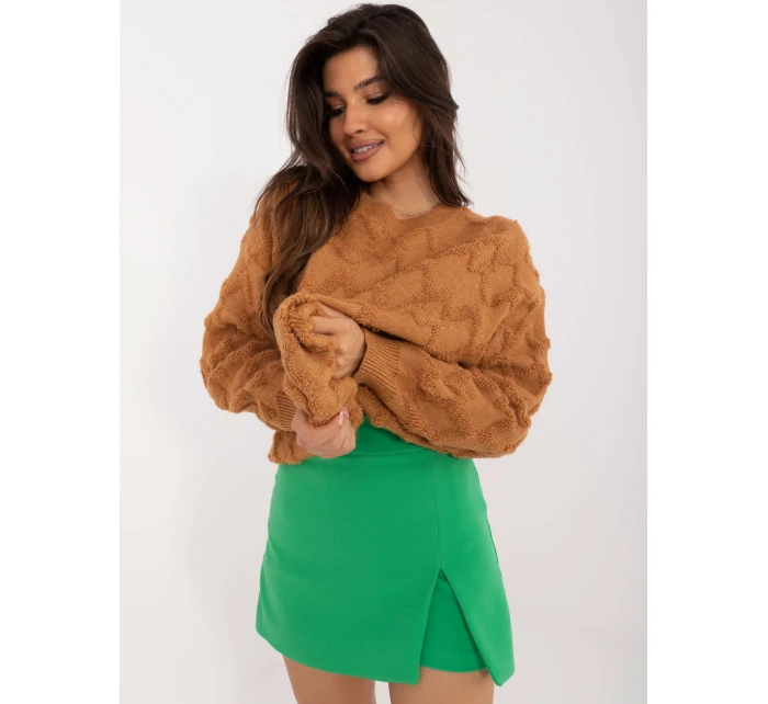 Sweter AT SW model 20459091 jasny brązowy - FPrice Sweter AT SW model 20459091 jasny brązowy - FPrice