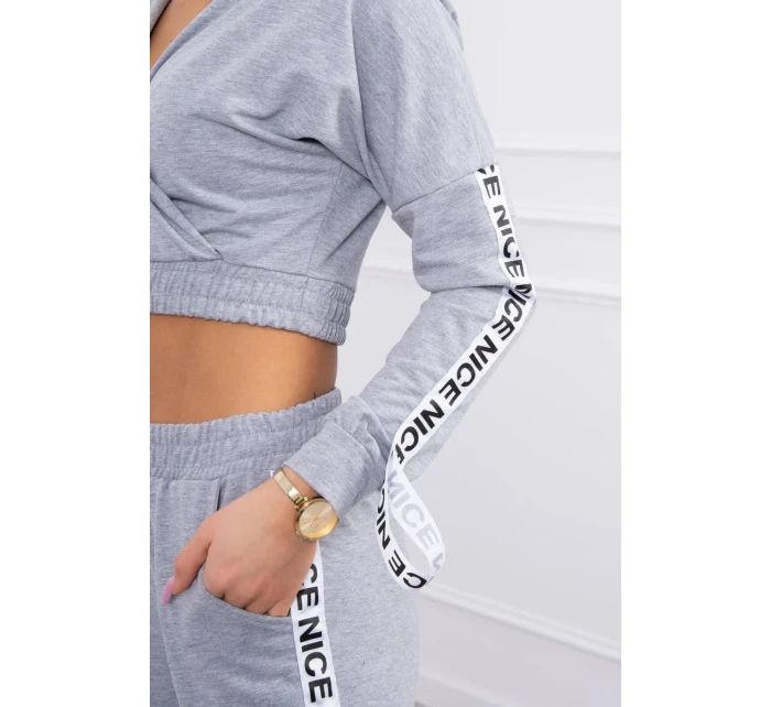 Sada s ozdobnými stuhami šedá