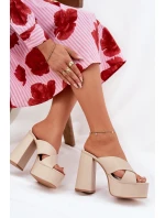Dámské Klapky Na Platformě A Podpatku Béžové model 21688158 - Boto Dámské Klapky Na Platformě A Podpatku Béžové model 21688158 - Boto