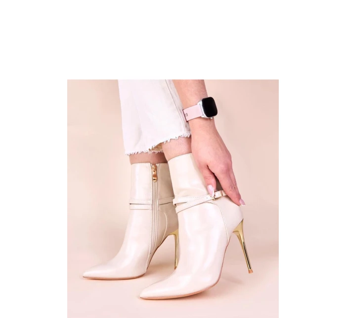 Boty na podpatku model 221026 Solea Boty na podpatku model 221026 Solea