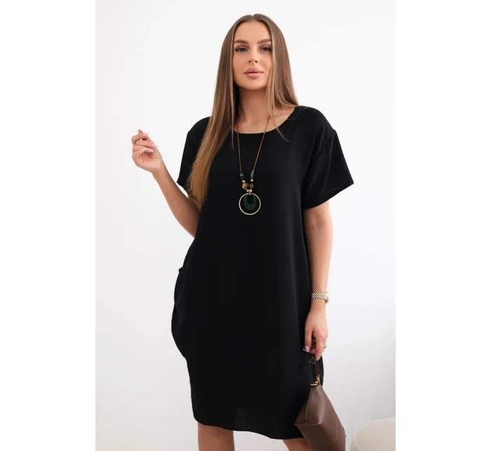 Šaty s kapsami a přívěskem Černý Šaty s kapsami a přívěskem Černý