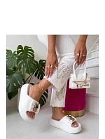 Klapky na platformě model 227248 Solea