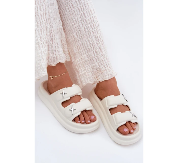 Dámské Pěnové Pantofle Na Platformě Ecru model 21700337 - Boto Dámské Pěnové Pantofle Na Platformě Ecru model 21700337 - Boto