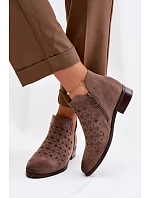 Dámské perforované kotníkové boty na nízkém podpatku Vinceza 58626 tmavě béžové Dámské perforované kotníkové boty na nízkém podpatku Vinceza 58626 tmavě béžové