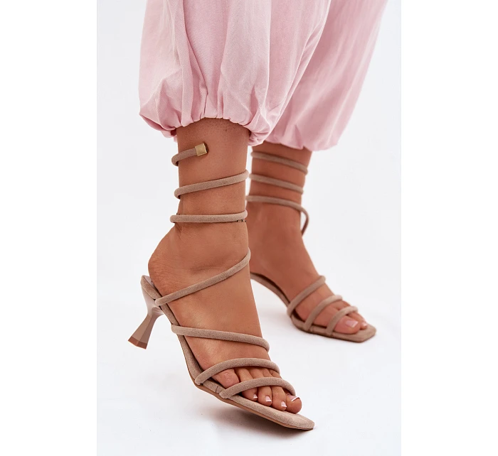 Dámské sandály na podpatku s pásky Béžové model 22103005 - Boto
