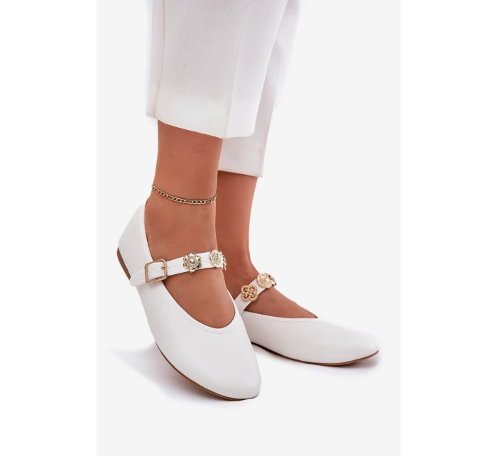 Dámské Baletky S Páskem A Zlatými Bílé model 21699403 - Boto