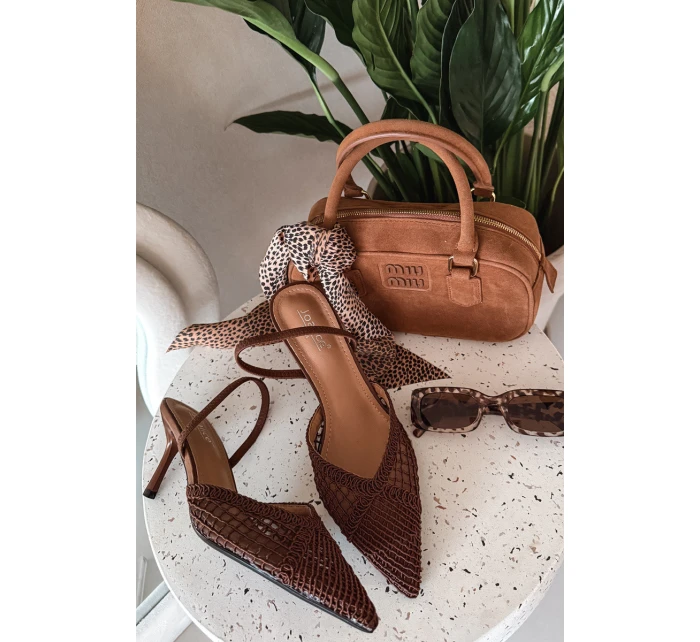 Kožené sandály s pletením na hnědé model 21919237 - Boto