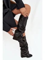 Dámské Kozačky Na Podpatku S  A Zlatým Detalem Černé model 21744555 - Boto