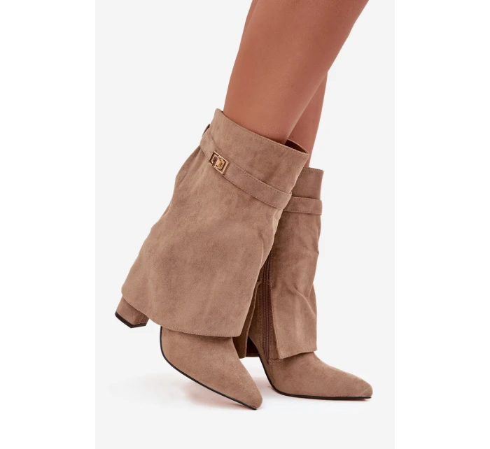 Dámské zateplené kotníkové boty na podpatku s ozdobným páskem Luvielle – béžová Dámské zateplené kotníkové boty na podpatku s ozdobným páskem Luvielle – béžová