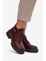Nízké zateplené dámské kotníkové boty na klínku s ozdobným páskem bordó model 21712788 - Boto