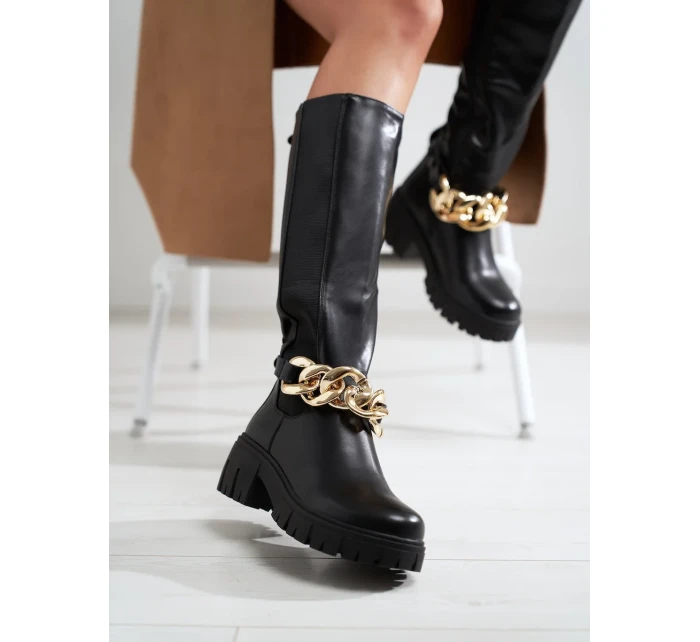 Klasické dámské černé kozačky na plochém podpatku Klasické dámské černé kozačky na plochém podpatku