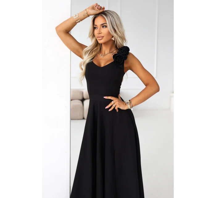 643-2 Elegantní večerní maxi šaty s rozparkem a růžemi - klasické černé 643-2 Elegantní večerní maxi šaty s rozparkem a růžemi - klasické černé
