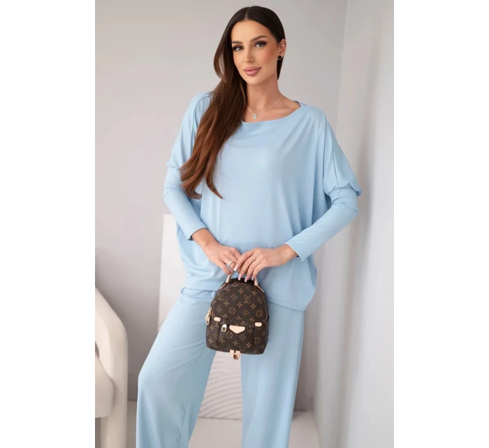 Dámský viskózový komplet s volnou blůzou a kalhotami modrý Dámský viskózový komplet s volnou blůzou a kalhotami modrý