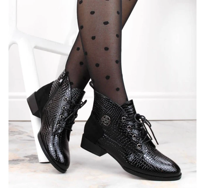 Filippo W PAW478A černé lakované zateplené boty s krokodýlem Filippo W PAW478A černé lakované zateplené boty s krokodýlem