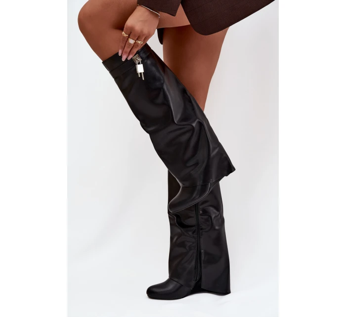 Dámské kozačky na platformě s páskem a stříbrným detailem Eko kůže Černé Korivelle