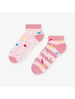 Krátké asymetrické dámské ponožky 034