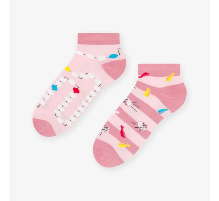 Krátké asymetrické dámské ponožky 034