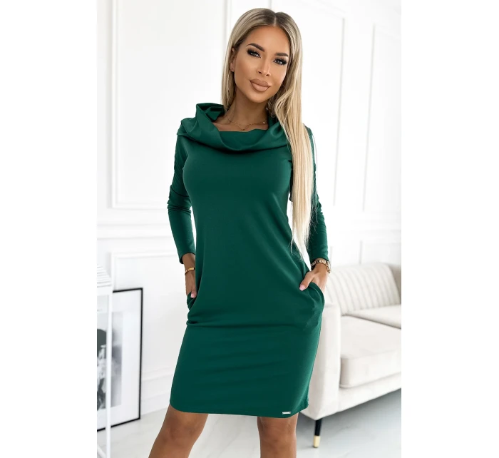 503-1 Teplé šaty s velkým rolákem a kapsami - ZELENÉ