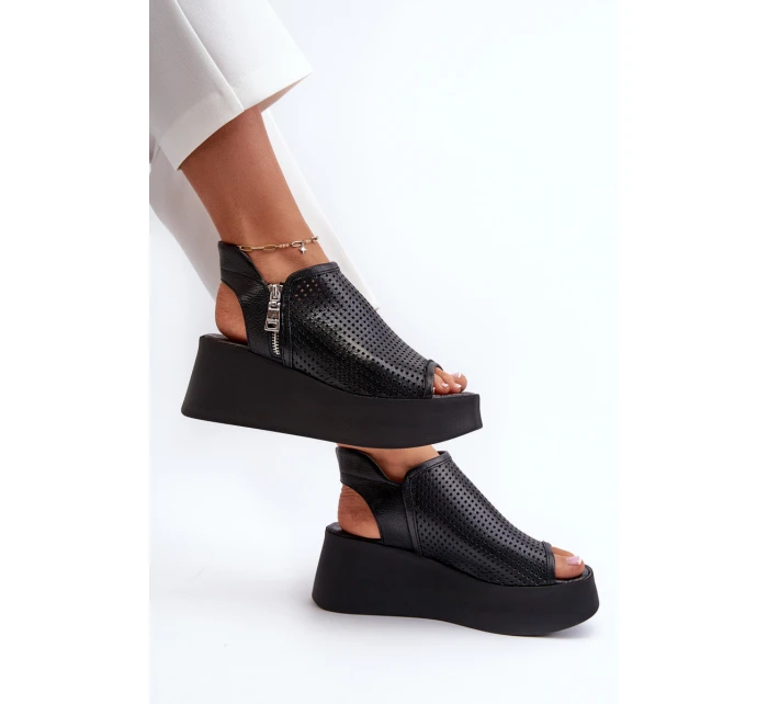 Zazoo 1792 Kožené Vyšívané Sandály Na Klinu Černé