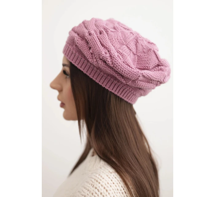 Dámská zimní čepice s ozdobným pletením a  fialová model 21878103 - K-Fashion
