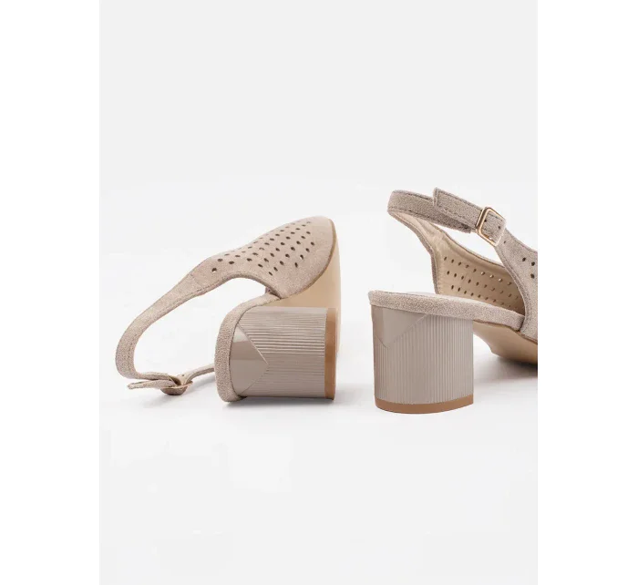 Jedinečné hnědé dámské  sandály na širokém podpatku