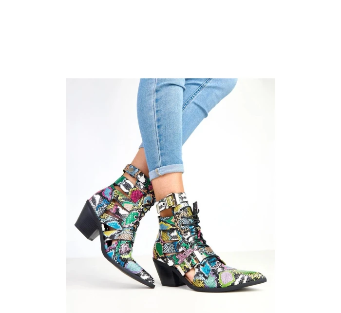 Boty na podpatku  model 217930 Solea