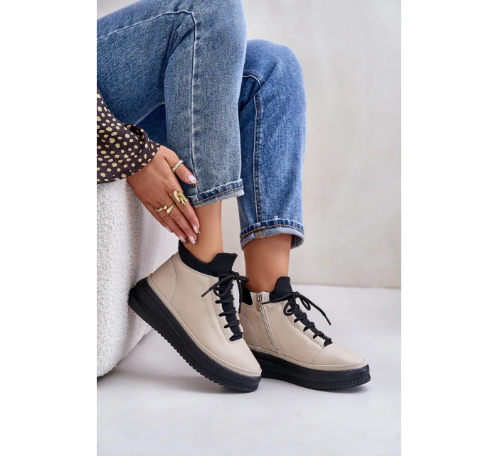 Lehká Kožená Sportovní Obuv Na Platformě Béžová model 21673227 - Artiker Lehká Kožená Sportovní Obuv Na Platformě Béžová model 21673227 - Artiker
