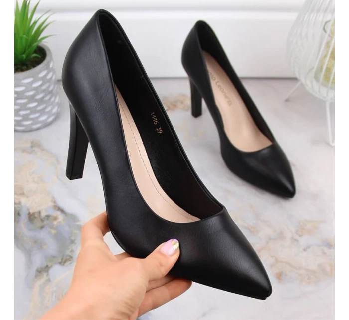 W model 21774000 černé lodičky na podpatku - SERGIO LEONE