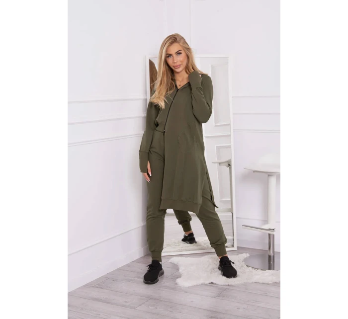 Sada mikin s delší stranou khaki barvy