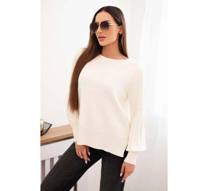 Dámský viskózový svetr s dlouhým rukávem a rozparkem po model 21410310 ecru - K-Fashion