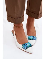 Kožené dámské lodičky na podpatku s ozdobou model 22100350 Bílé - D&A