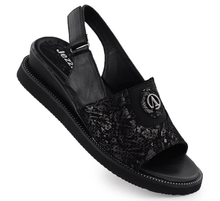Dámské sandály s gumou černé model 22051713 - JEZZI Dámské sandály s gumou černé model 22051713 - JEZZI