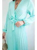 Šaty se lemem světle mátová model 20892529 - K-Fashion Šaty se lemem světle mátová model 20892529 - K-Fashion