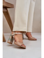 Kožené elegantní sandály na podpatku tmavě béžové model 21685342 - Laura Messi Kožené elegantní sandály na podpatku tmavě béžové model 21685342 - Laura Messi