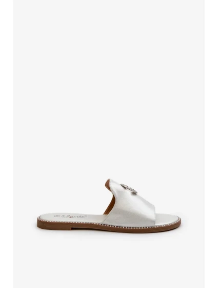 Elegantní dámské lesklé pantofle s ozdobou S.Barski Stříbrná Elegantní dámské lesklé pantofle s ozdobou S.Barski Stříbrná