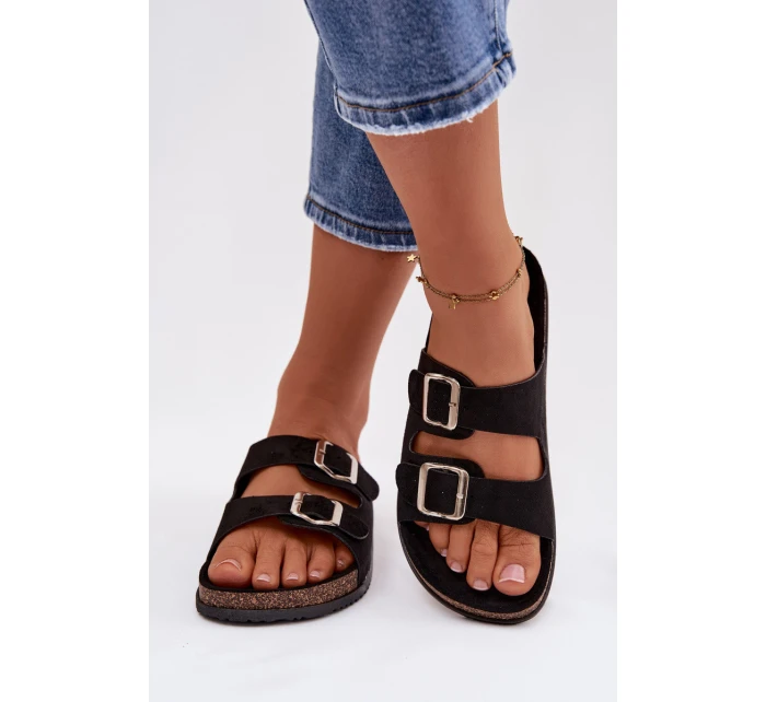 Dámské pantofle s přezkami Černé model 21943297 - Boto