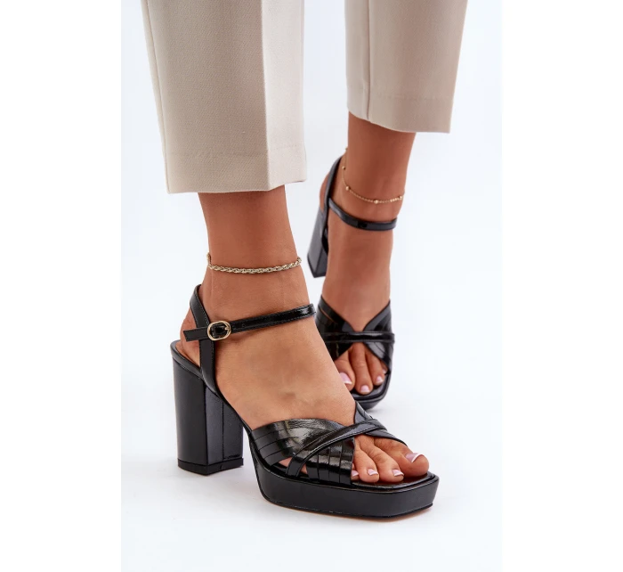Lakované černé dámské sandály na podpatku D&A model 21656047 - S.Barski