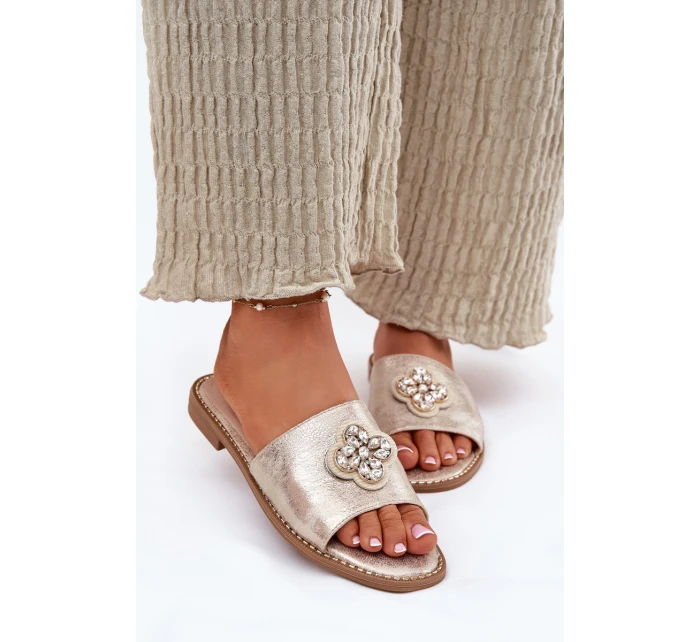 Dámské Pantofle Na Plochém Podpatku S Ozdobným Detalem S.Barski KV51-087 Zlaté