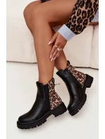 Zateplené dámské boty s zlatým detailem leopardí vzor černé model 21710216 - Boto