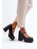 Dámské lakované polobotky na platformě a sloupku Big Star model 21653928 černé - Big Star Shoes