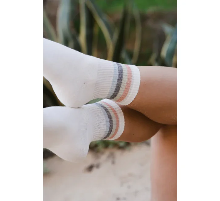 Ponožky model 18025907 Ecru - Steven Ponožky model 18025907 Ecru - Steven