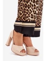 Dámské Sandály Na Podpatku A Platformě Eko Kožené Béžové model 21688872 - Boto Dámské Sandály Na Podpatku A Platformě Eko Kožené Béžové model 21688872 - Boto