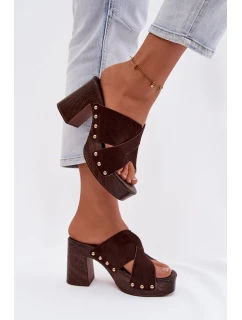 Dámské sandály na podpatku se zlatými přezkami Čokoládové Nerelle
