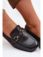 Kožené dámské polobotky na klínu s ozdobou model 22069492 Černé - VINCEZA